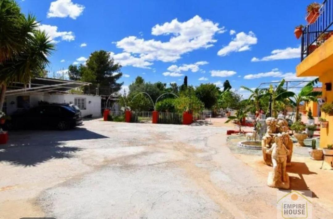 For sale of chalet in Torrent
