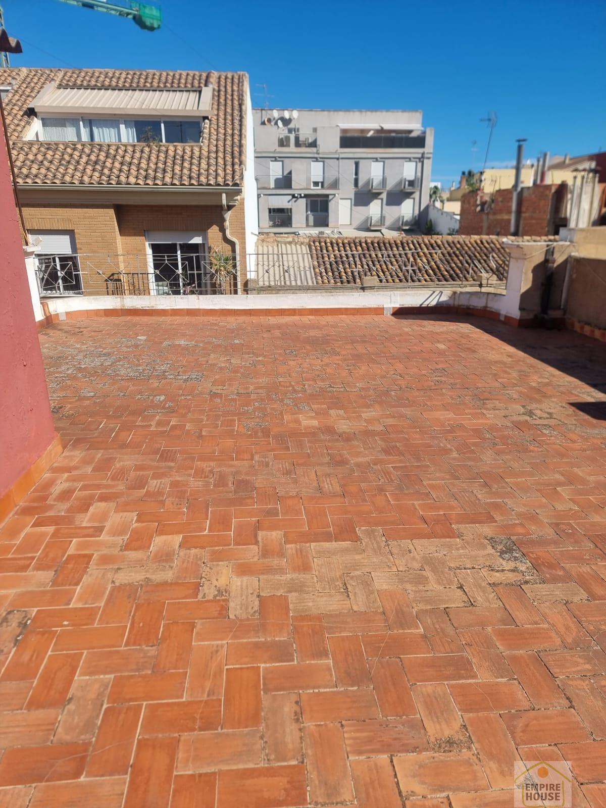Venta de casa en Benetússer