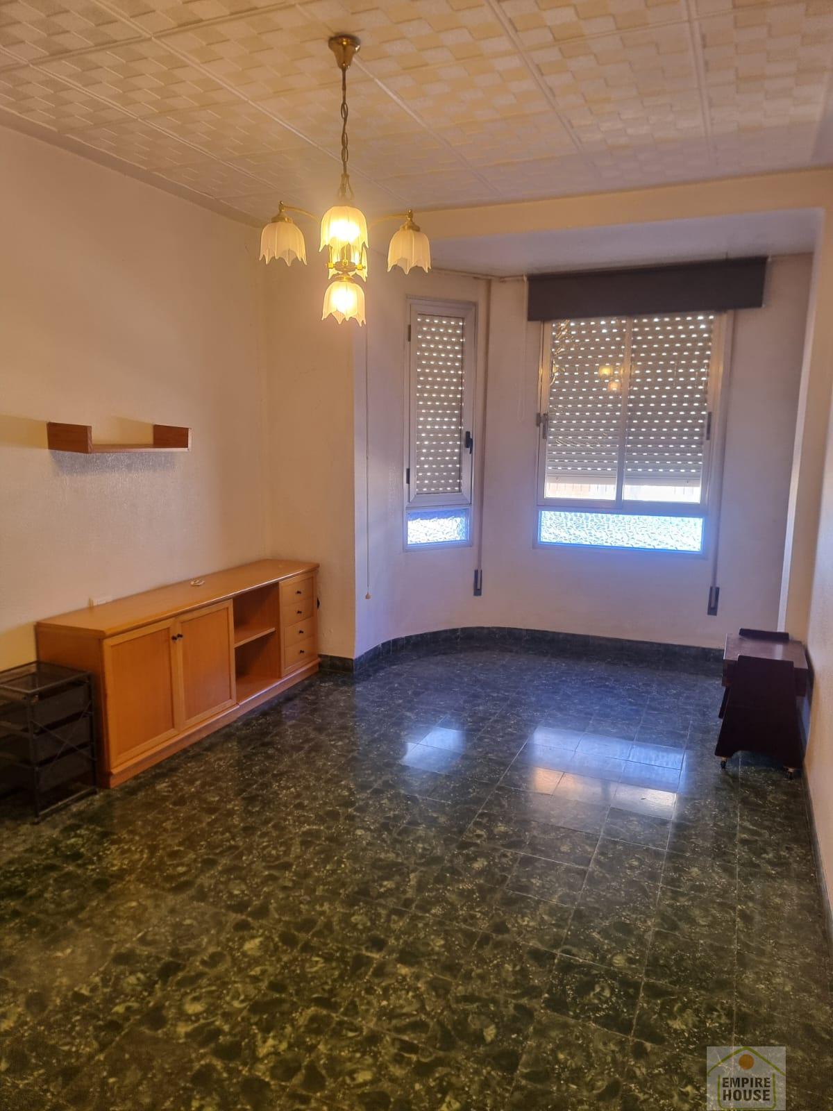 Venta de casa en Benetússer