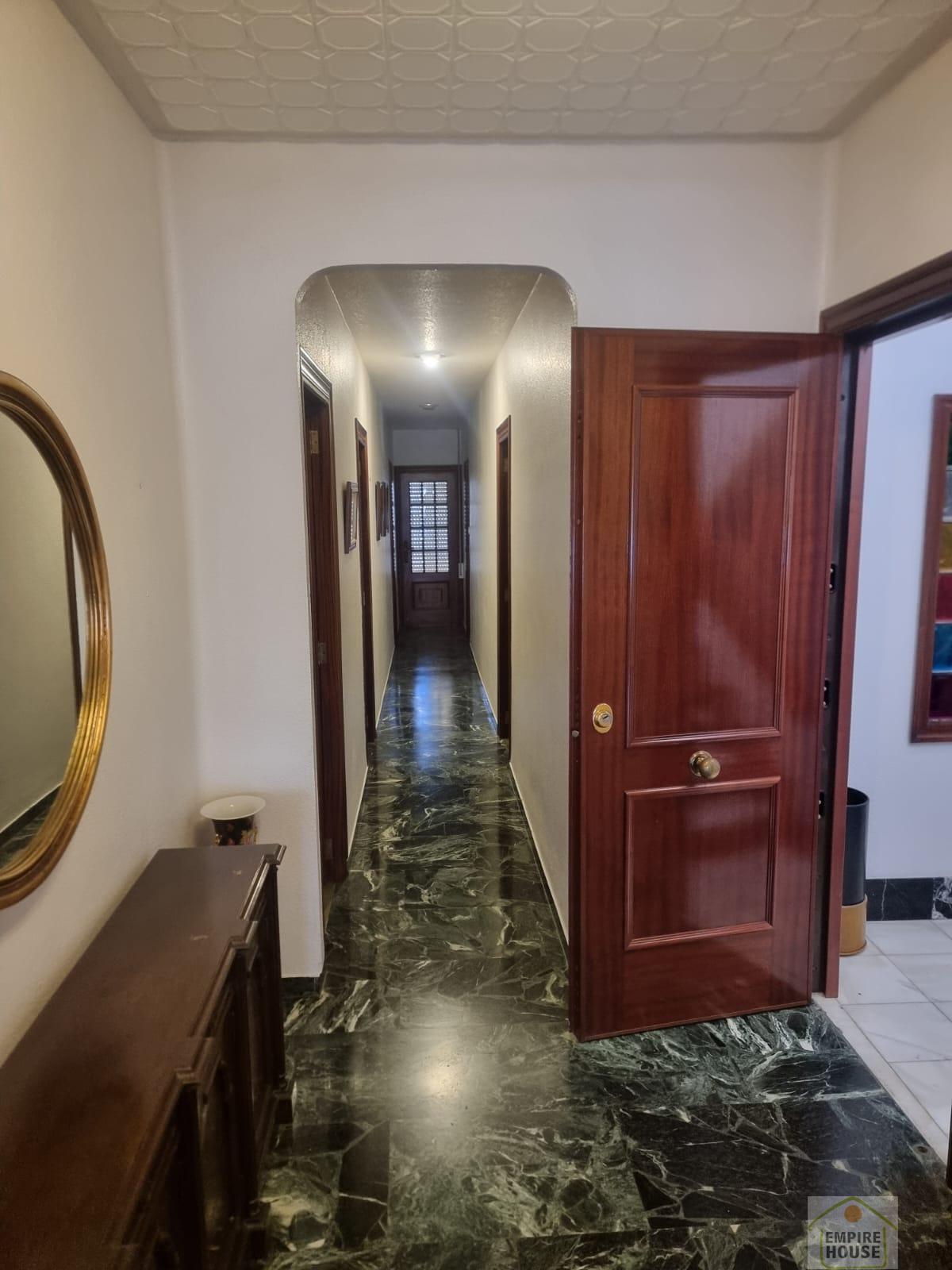 Venta de casa en Benetússer