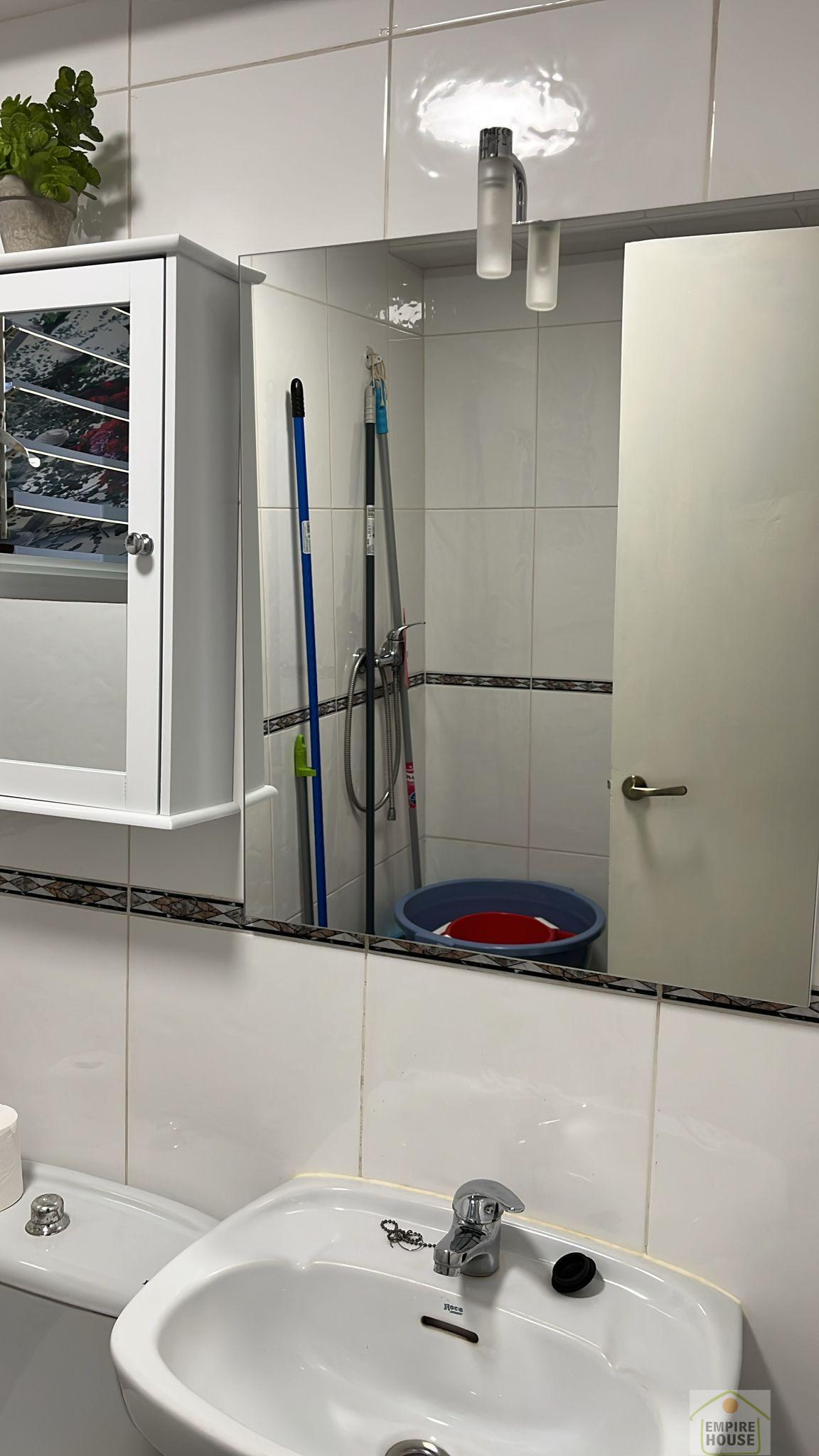 For sale of flat in Torrent