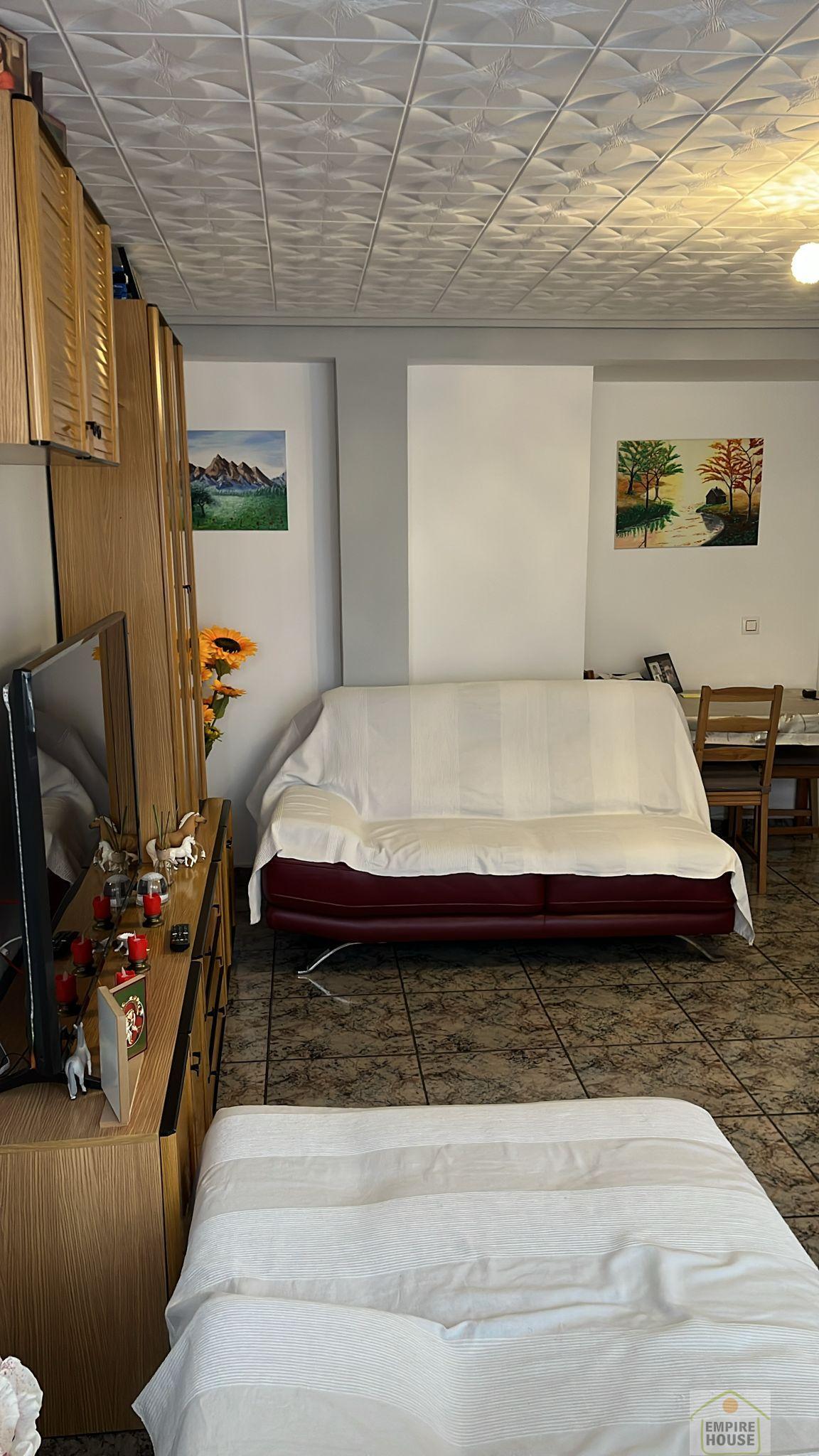 For sale of flat in Torrent