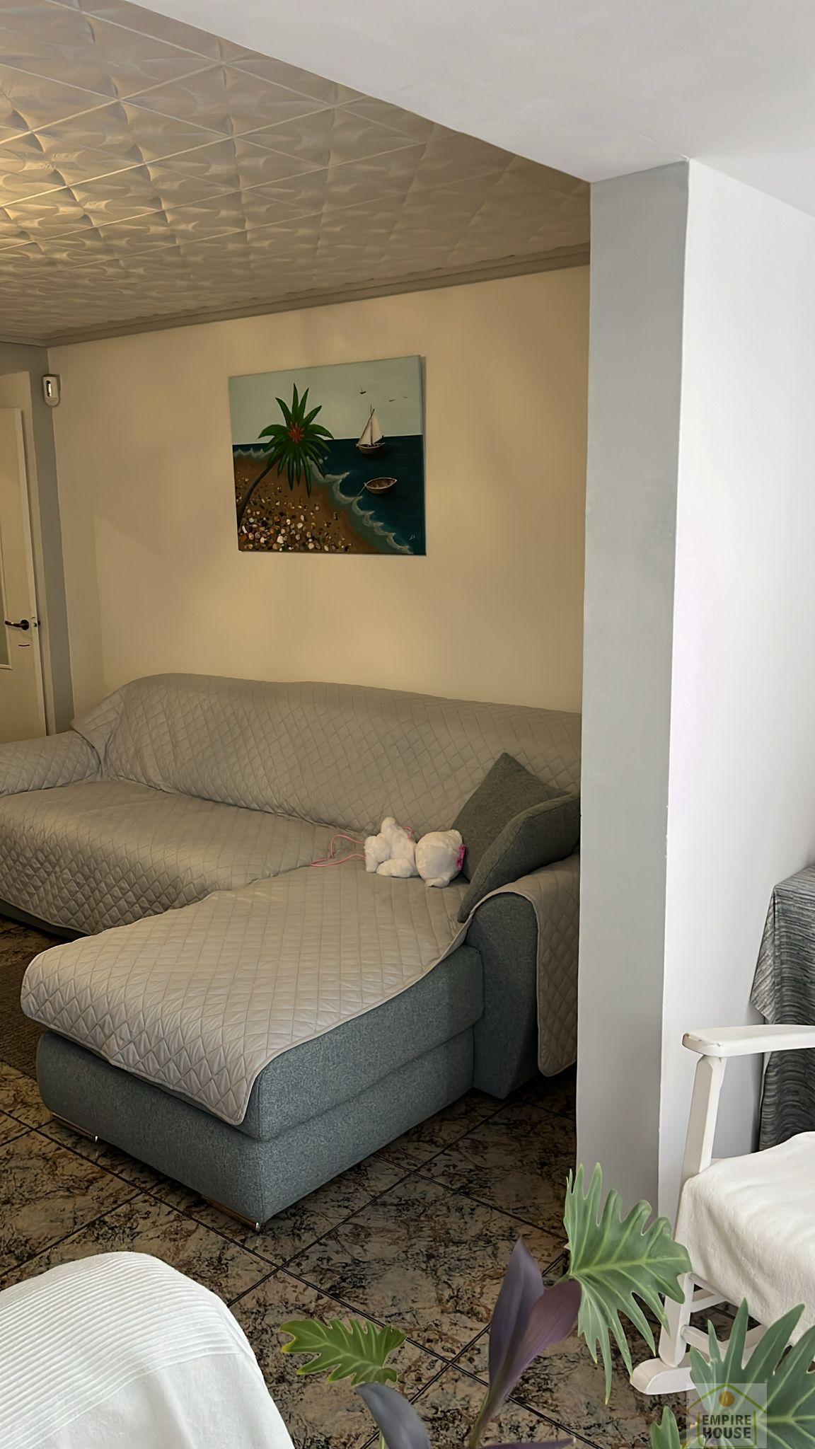 For sale of flat in Torrent