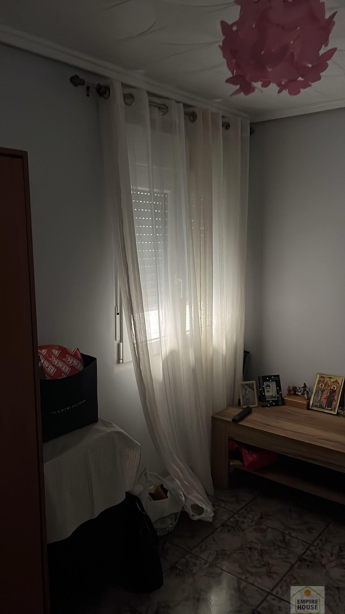 For sale of flat in Torrent