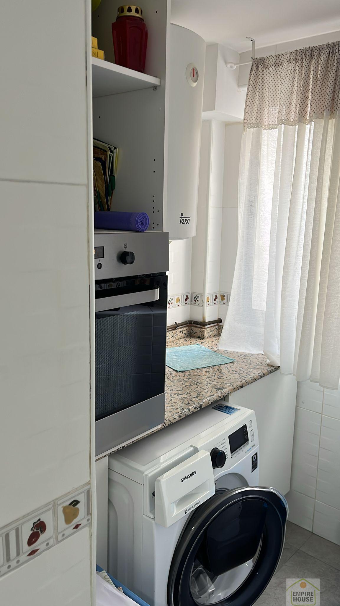 For sale of flat in Torrent