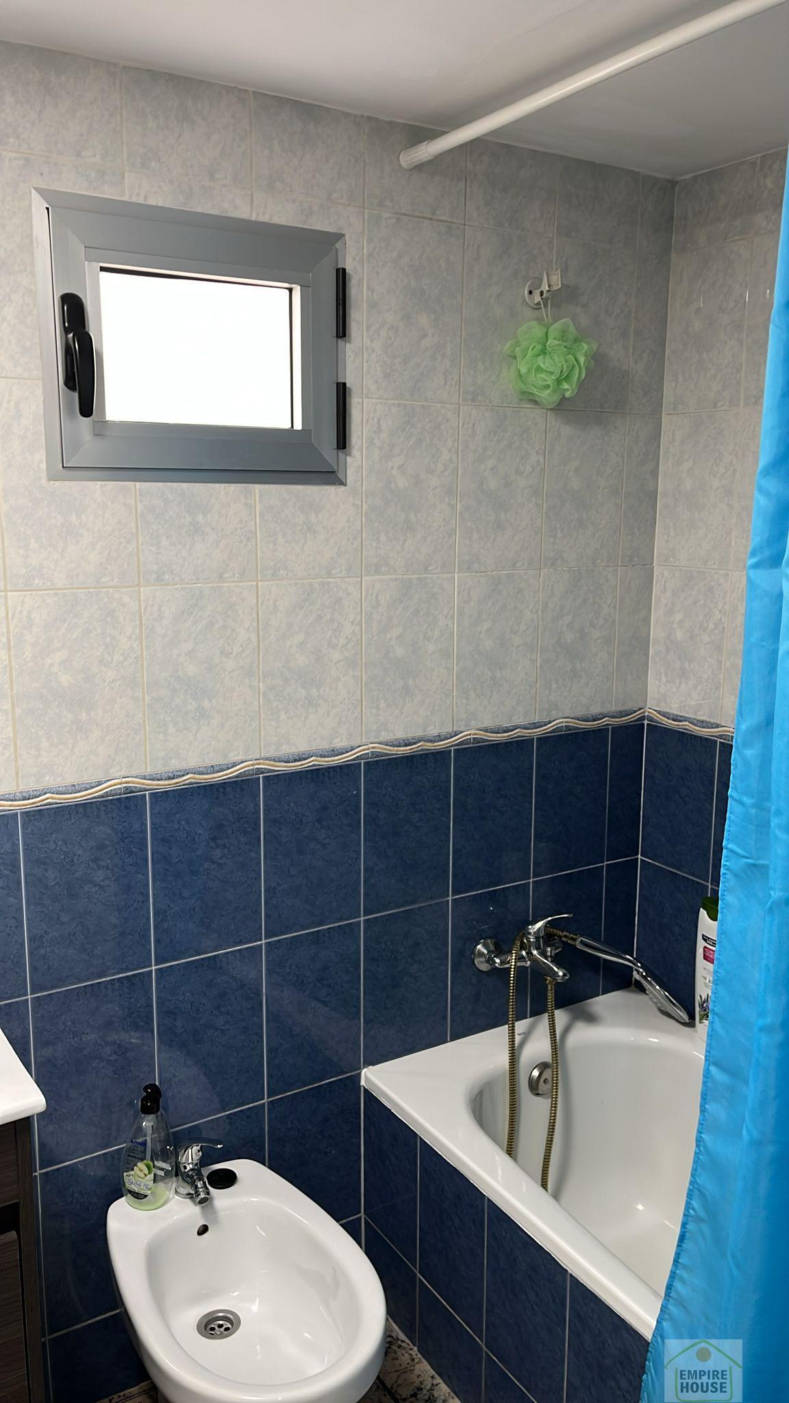 For sale of flat in Torrent