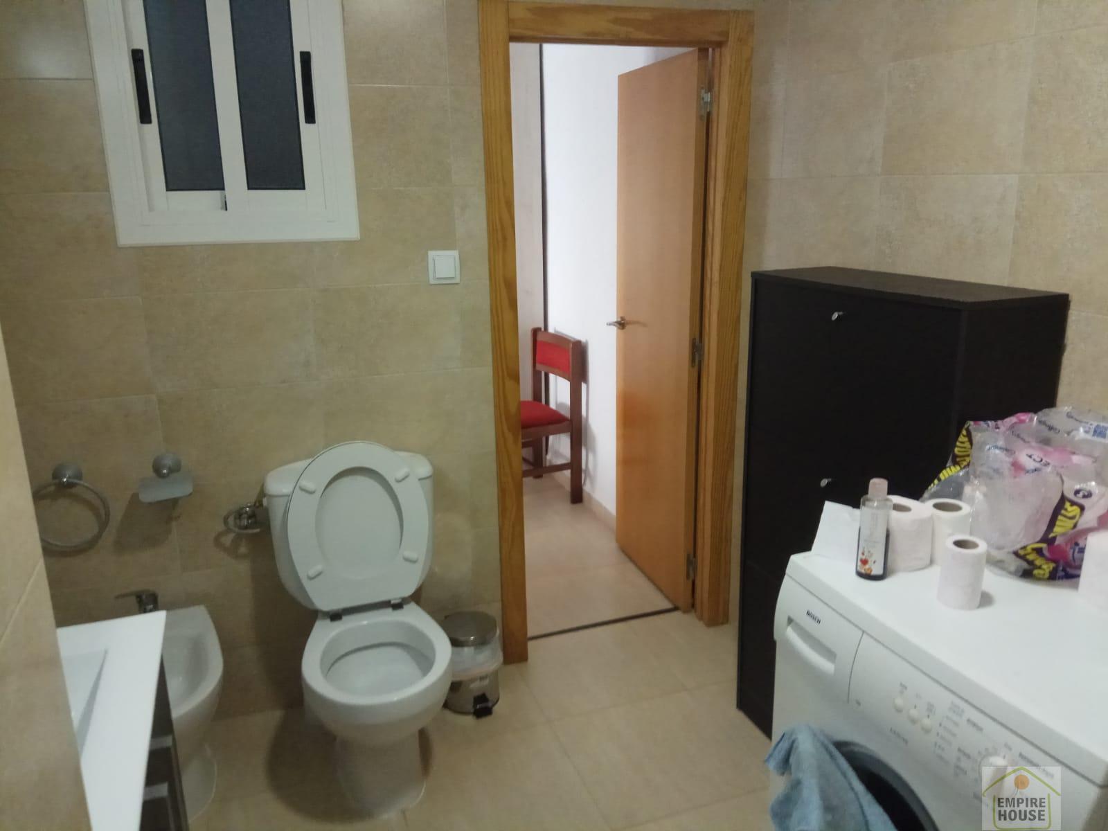 For sale of flat in Valencia