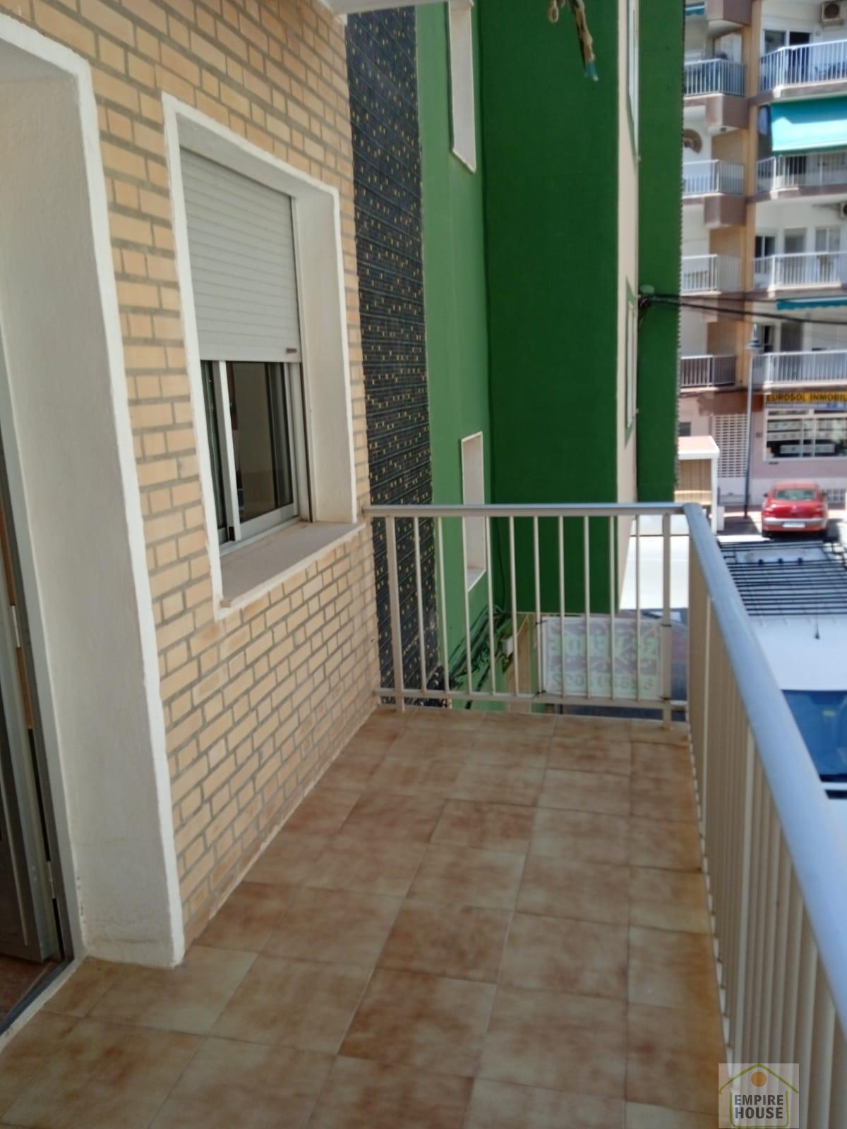 For rent of flat in El Perello