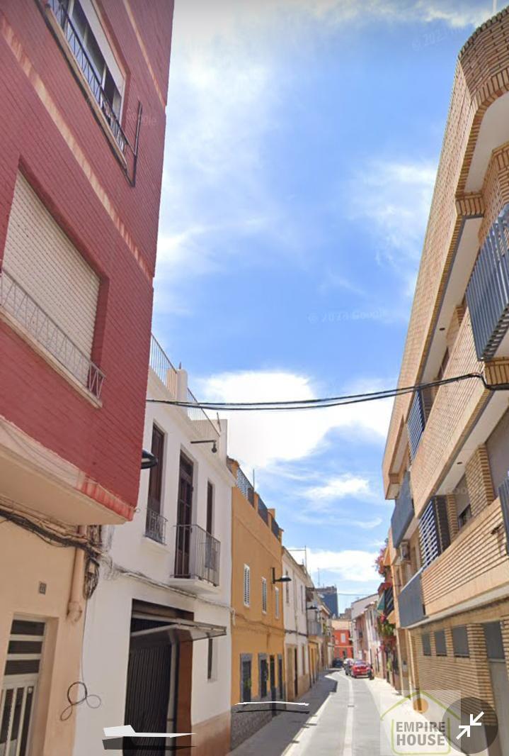 For sale of flat in Torrent