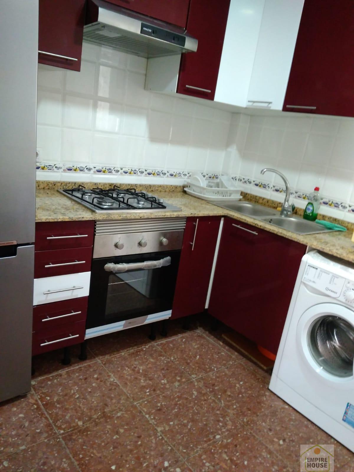 For rent of chalet in La Pobla de Vallbona