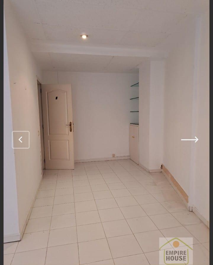 For rent of office in Valencia