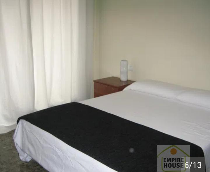 For sale of flat in Torrent