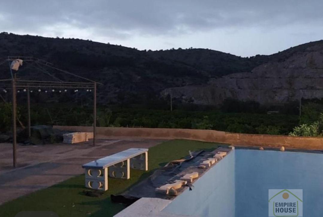 For sale of chalet in Torrent