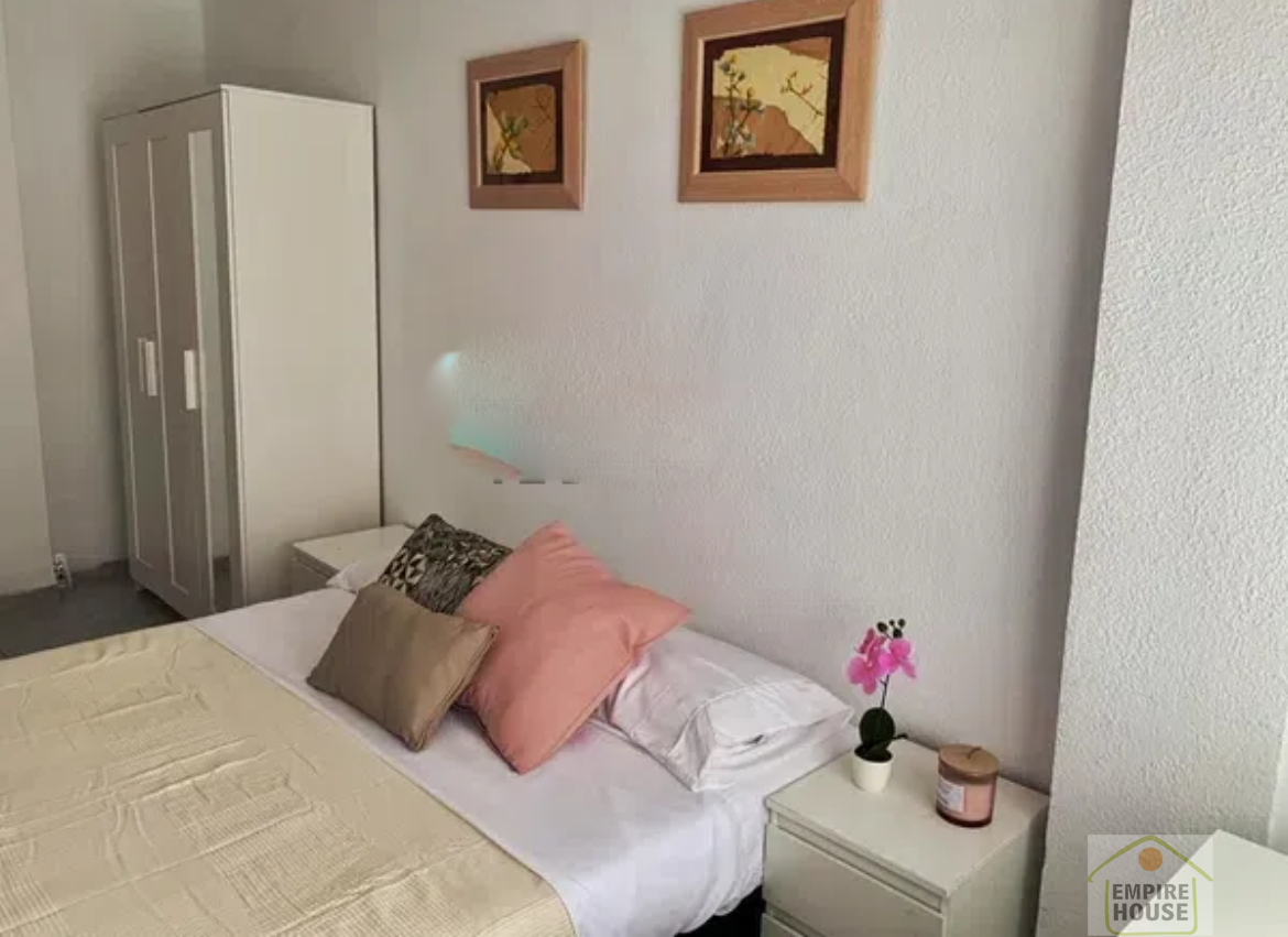 For sale of flat in Valencia