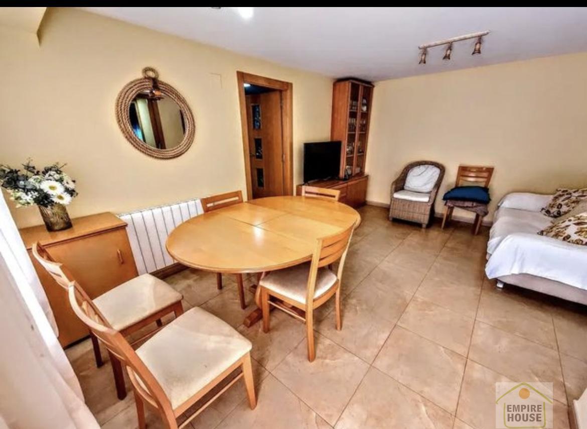 For sale of house in Gilet