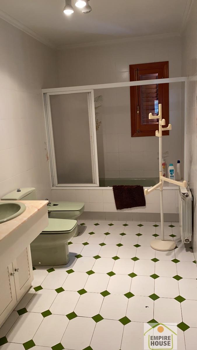 For sale of house in Puerto de Sagunto