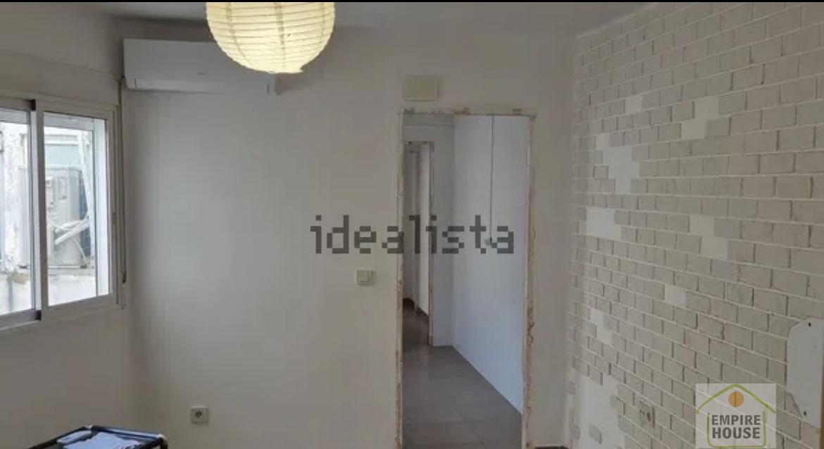 For sale of flat in Valencia