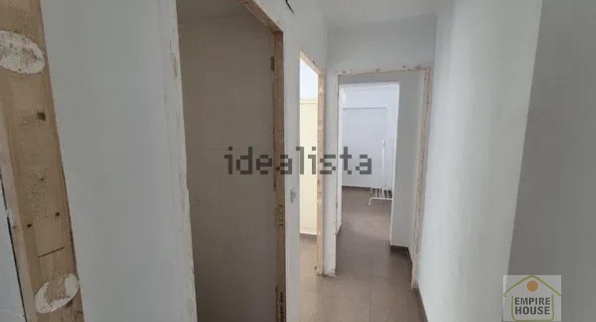 For sale of flat in Valencia