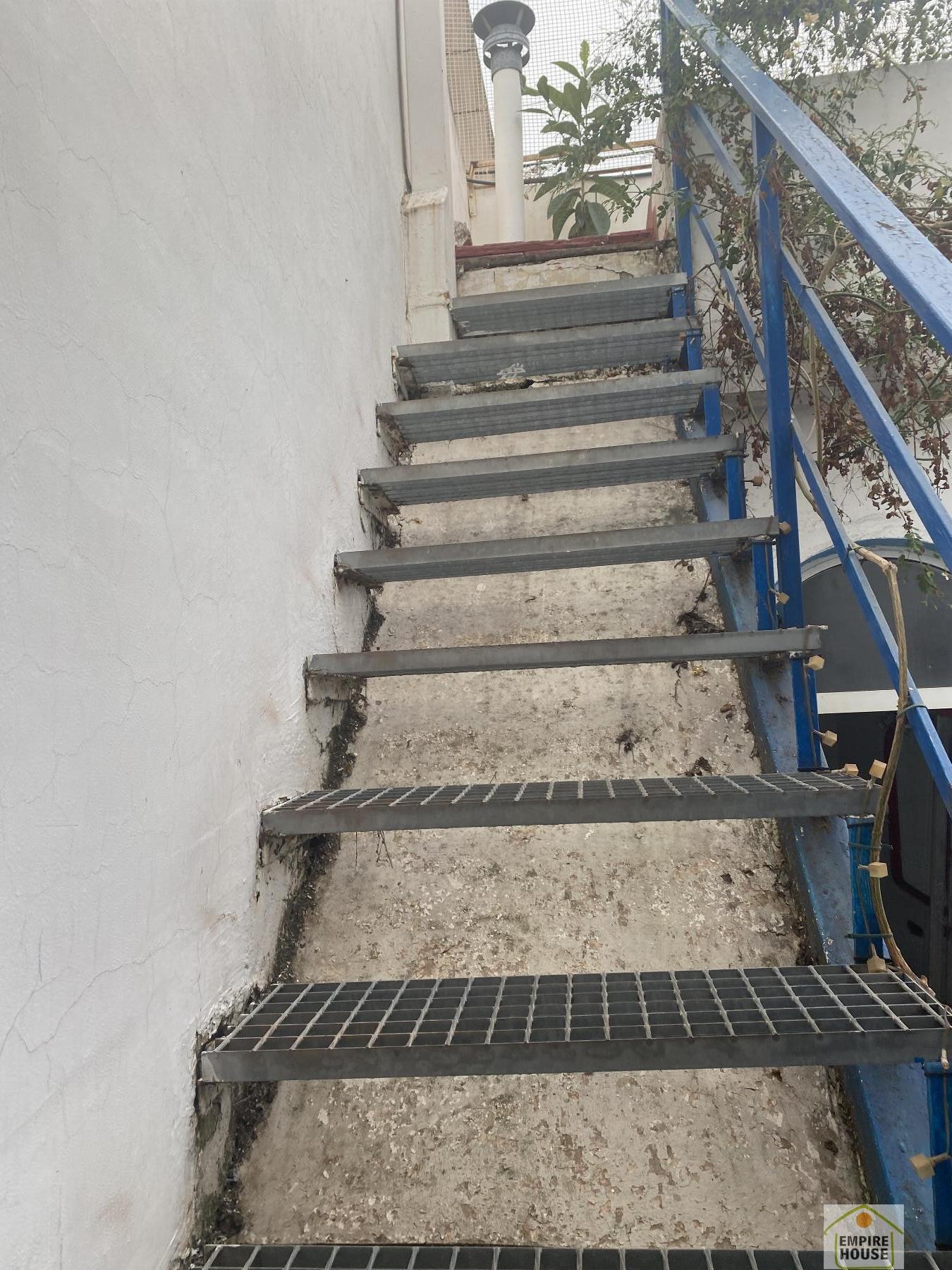 For sale of building in Sagunto Sagunt