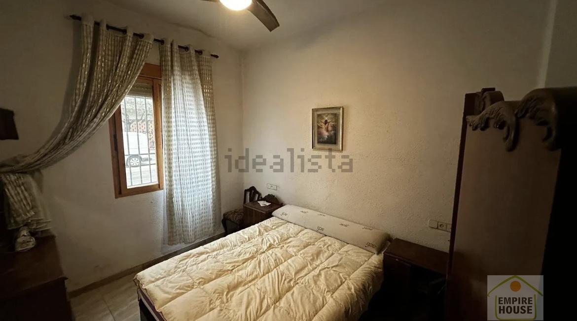 For sale of house in Enguera