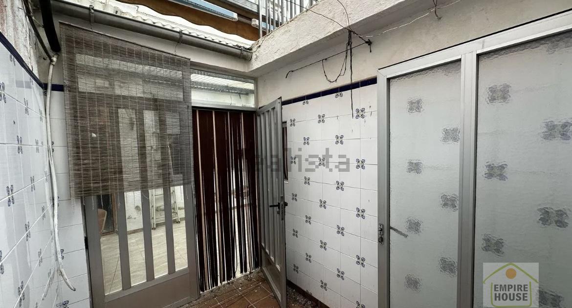 For sale of house in Enguera