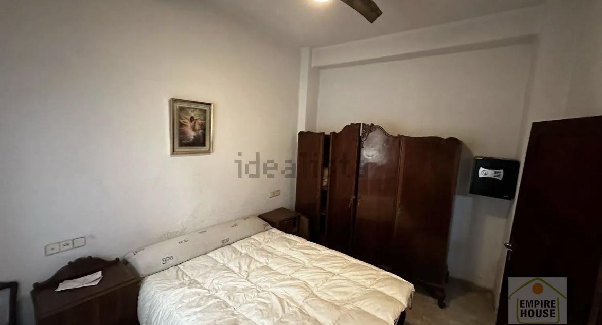 For sale of house in Enguera