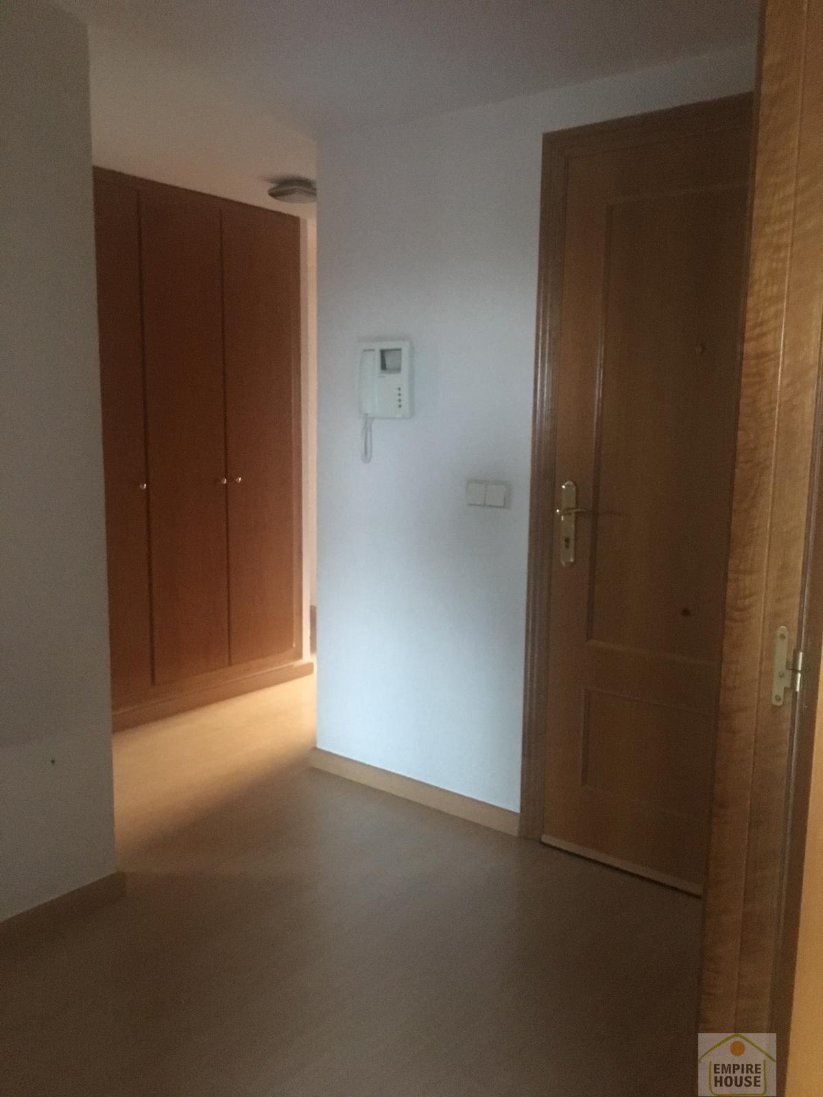 For sale of flat in Valencia