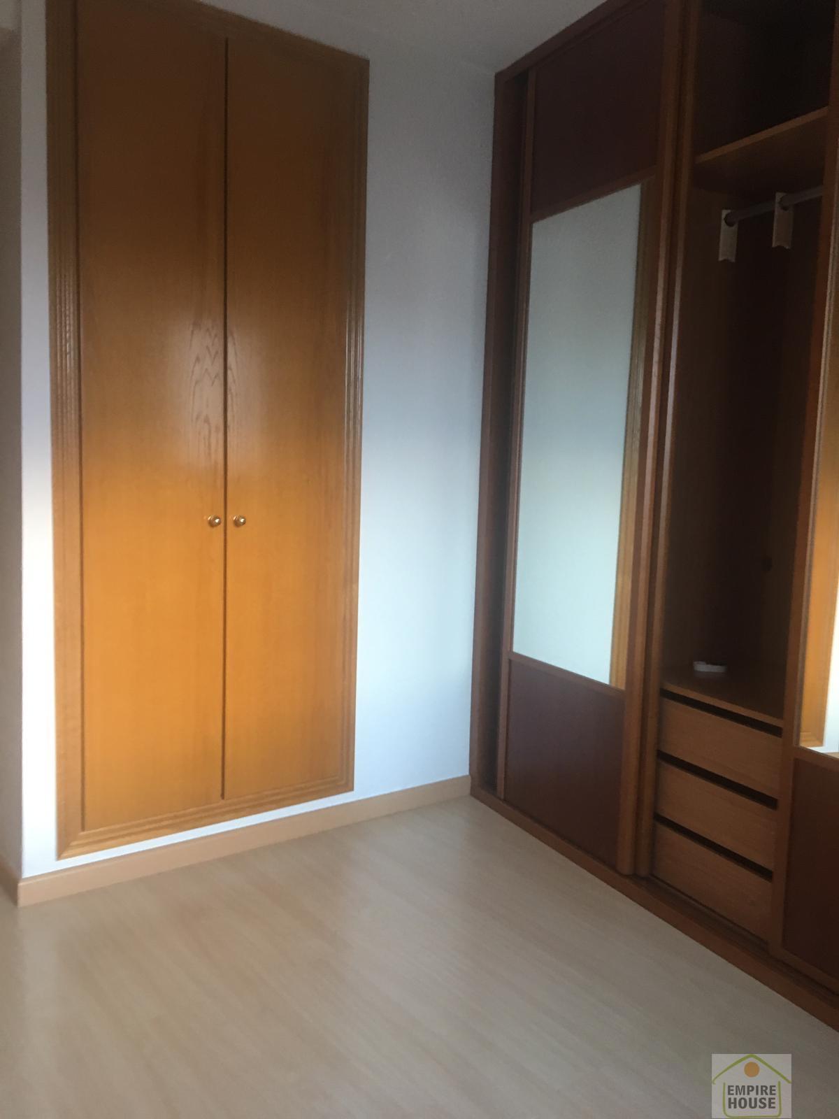 For sale of flat in Valencia