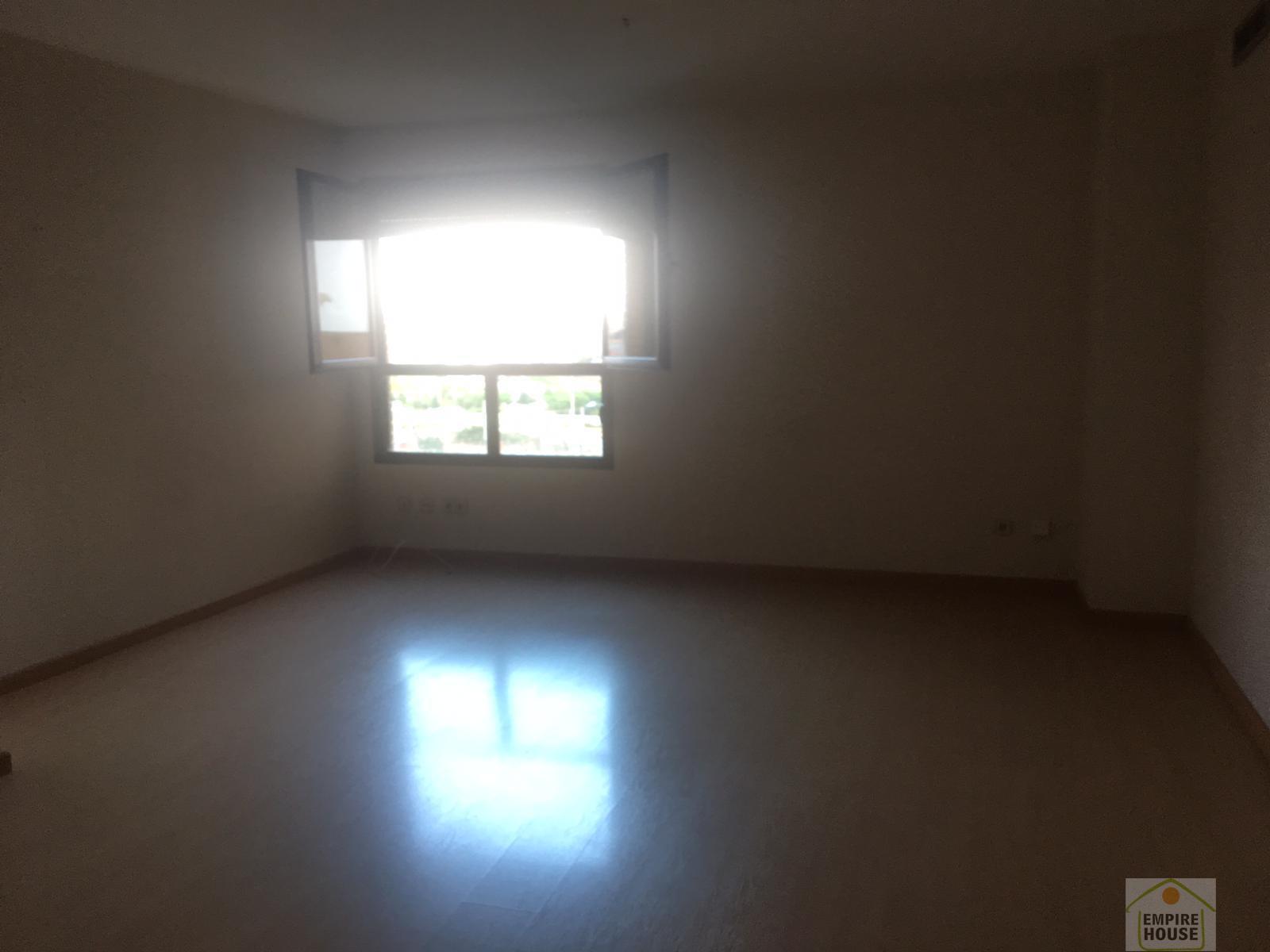 For sale of flat in Valencia