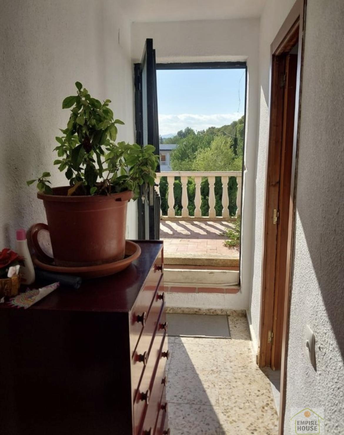 For sale of house in Monserrat