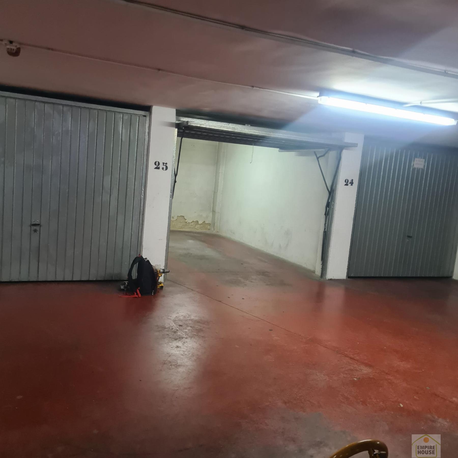 Venta de garaje en Favara