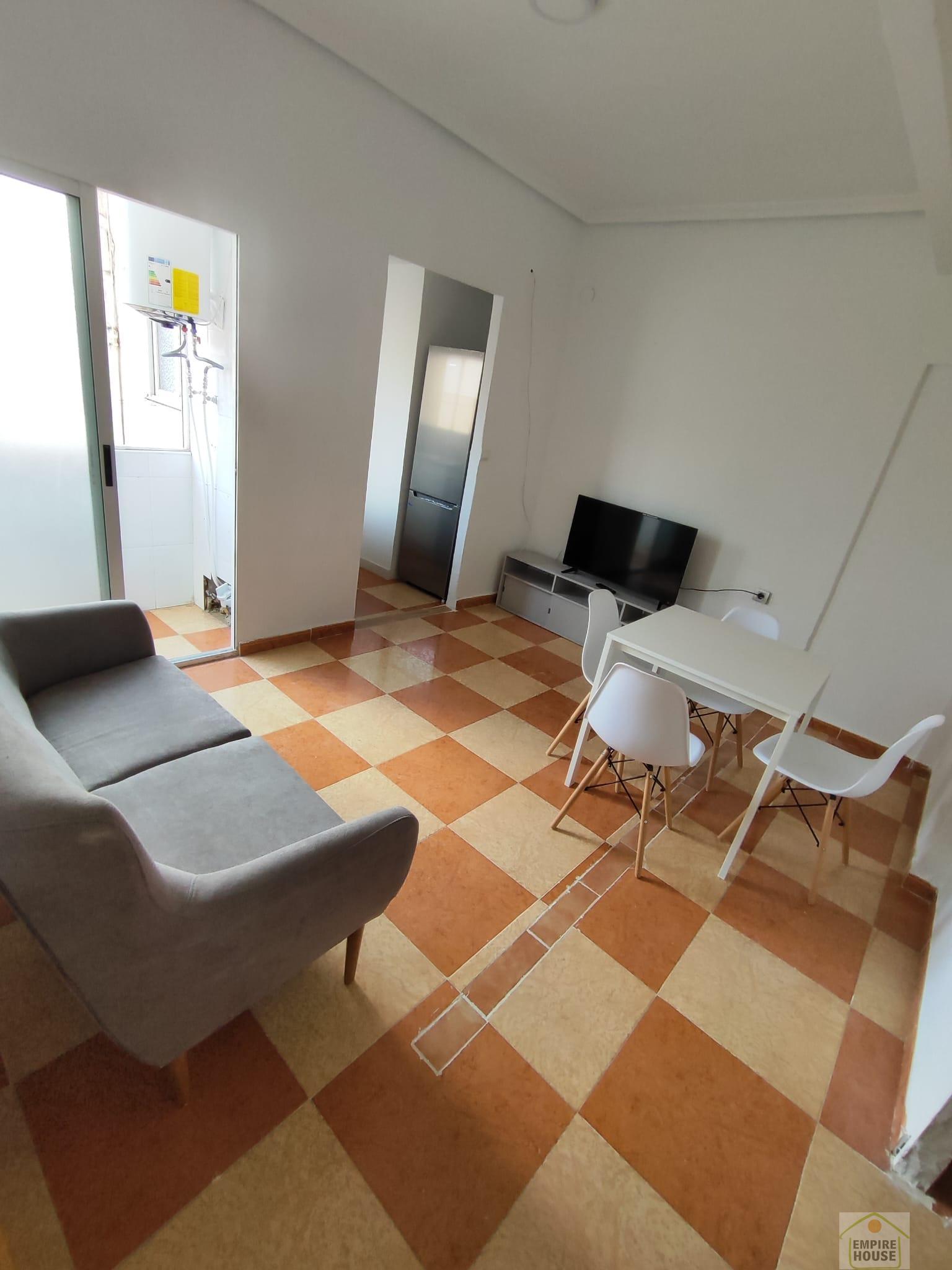 For rent of flat in Torrent