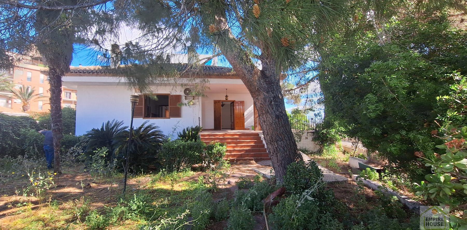 For sale of chalet in Alberic