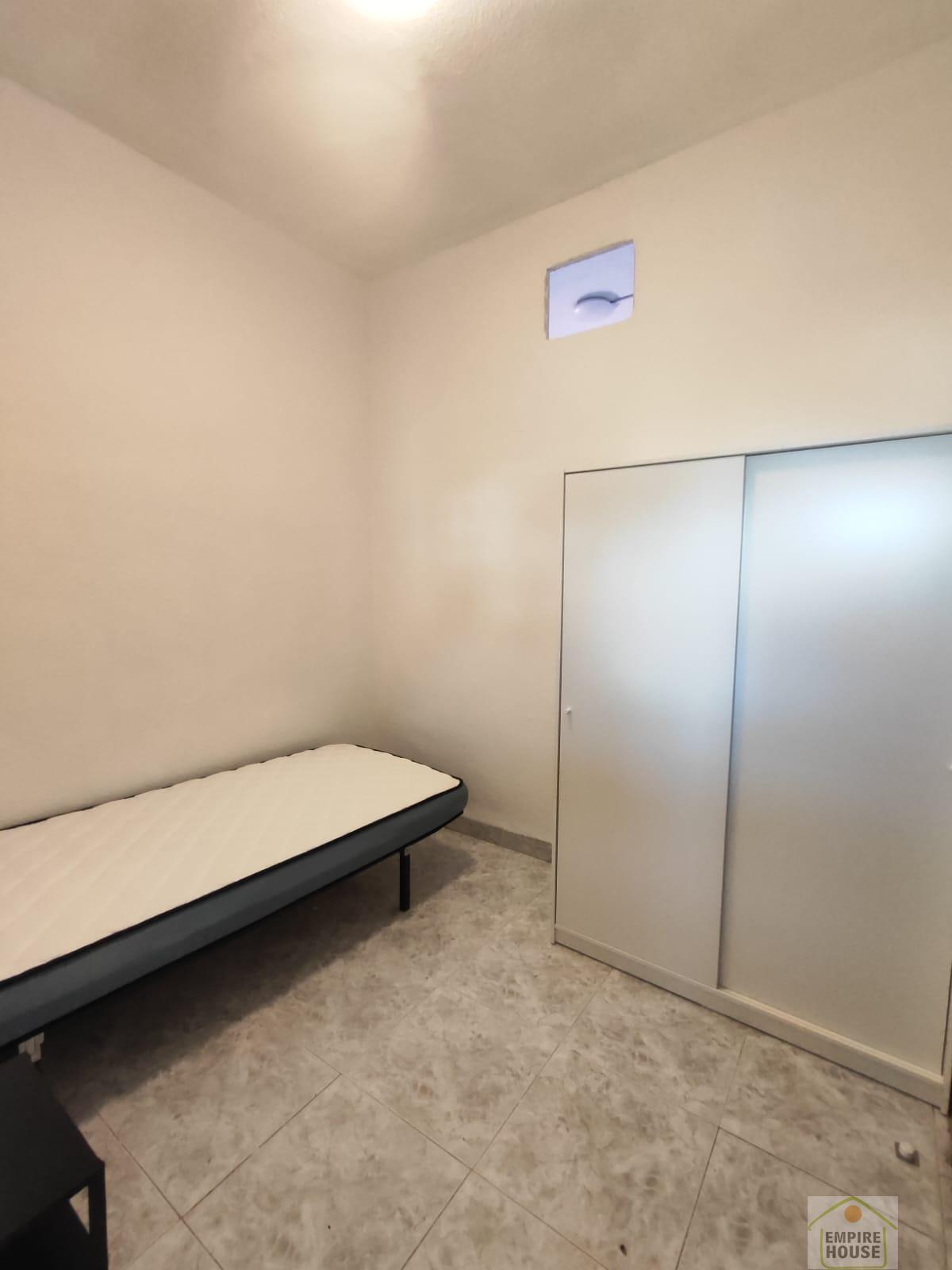 For rent of flat in Valencia