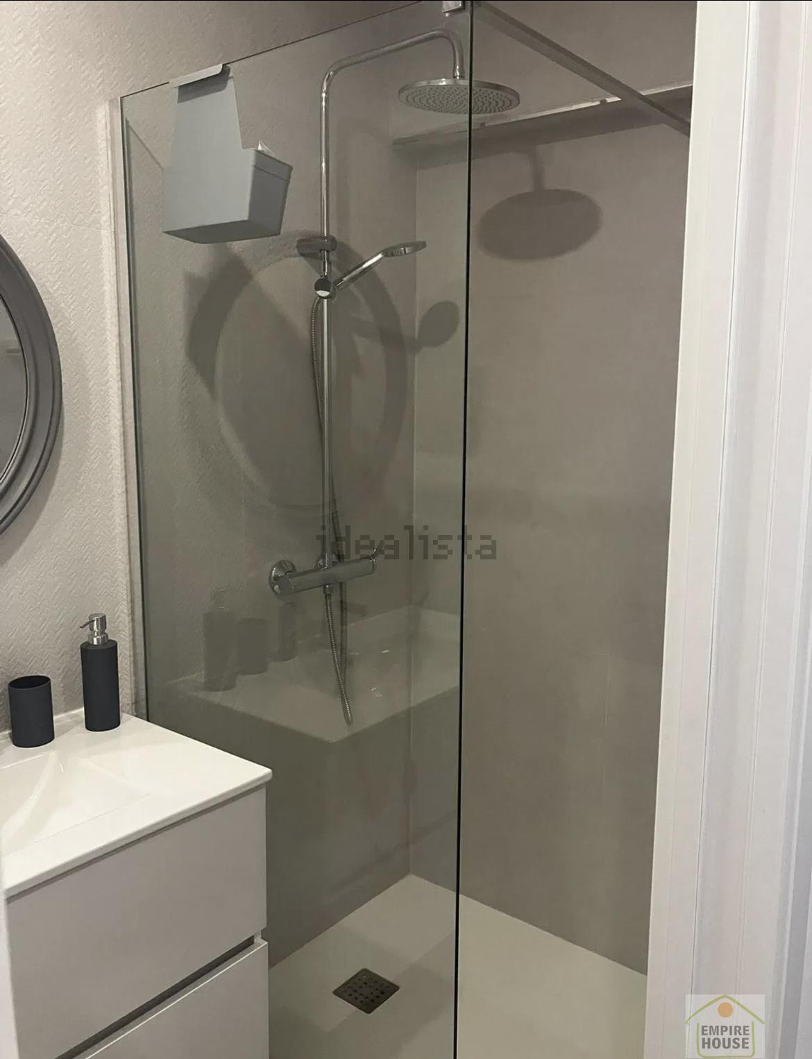 For sale of flat in Valencia