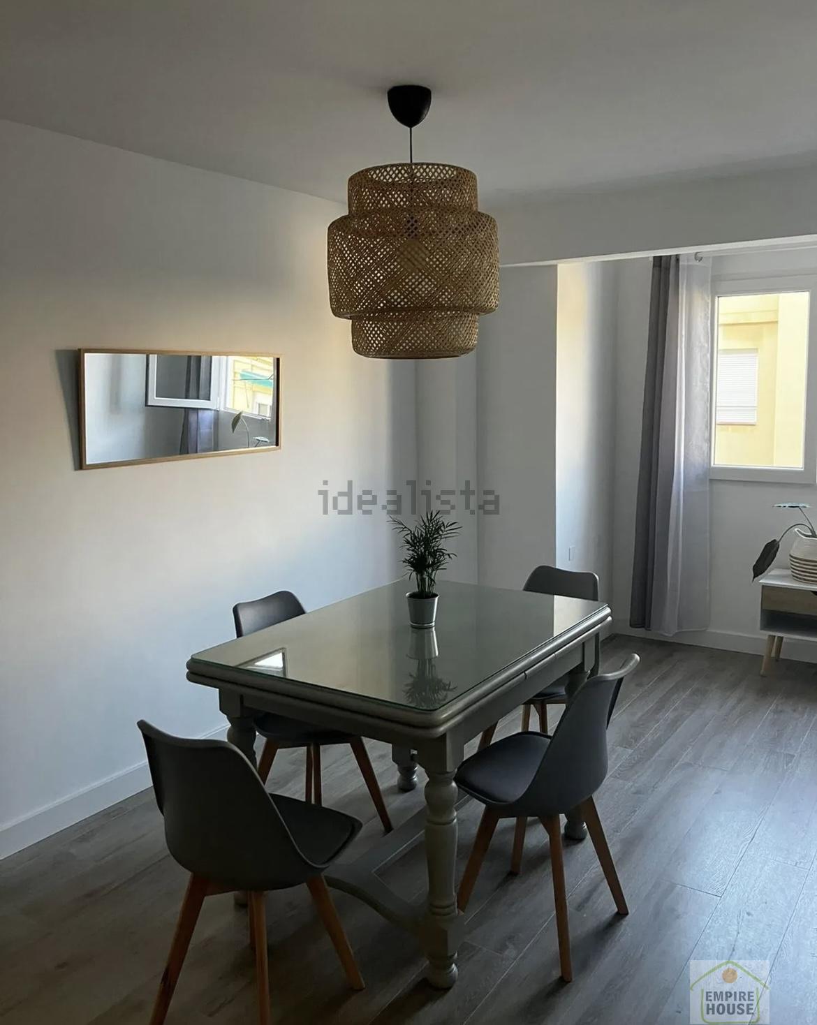 For sale of flat in Valencia