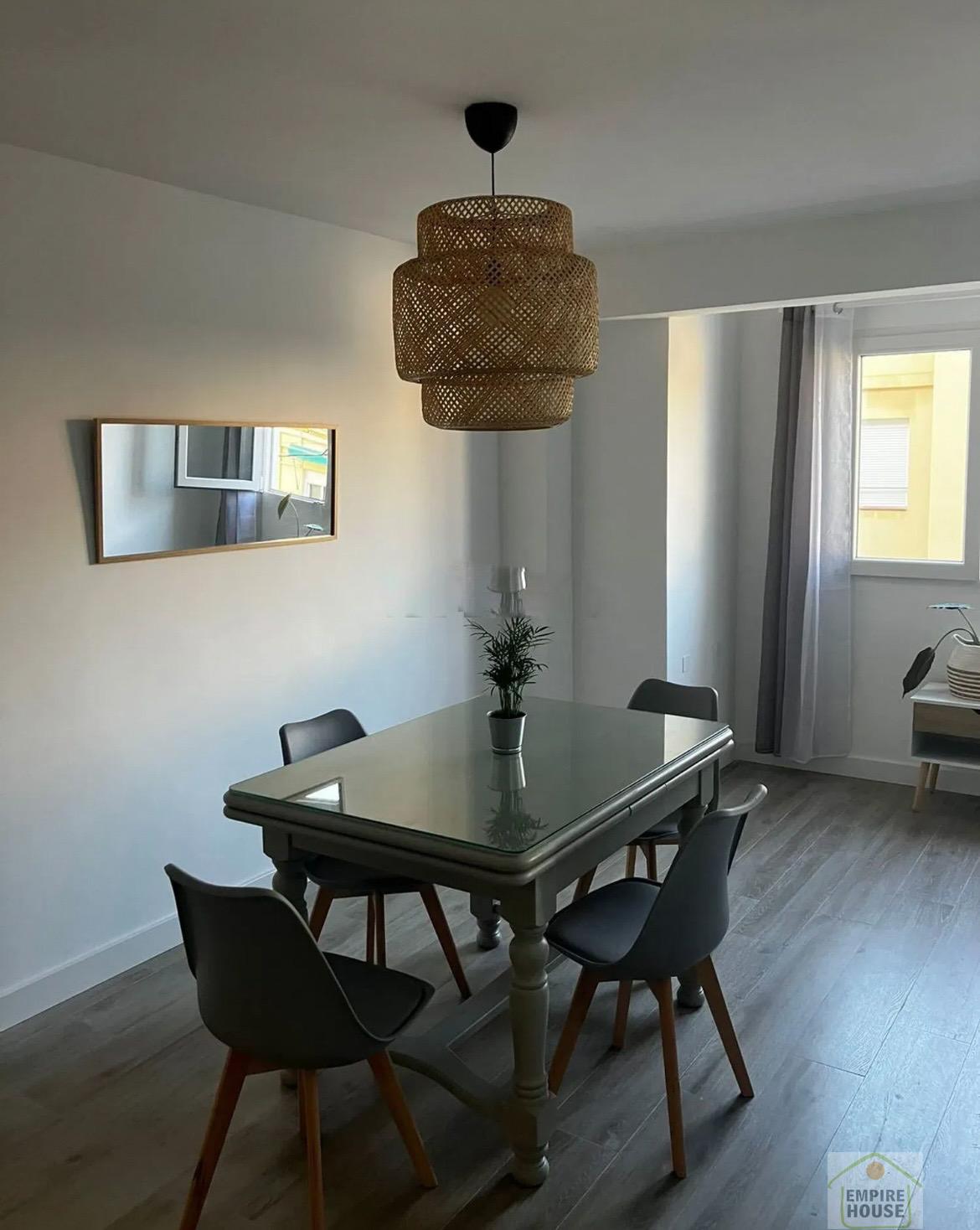 For sale of flat in Valencia