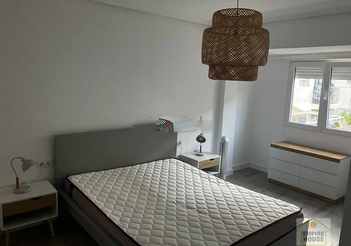 For sale of flat in Valencia