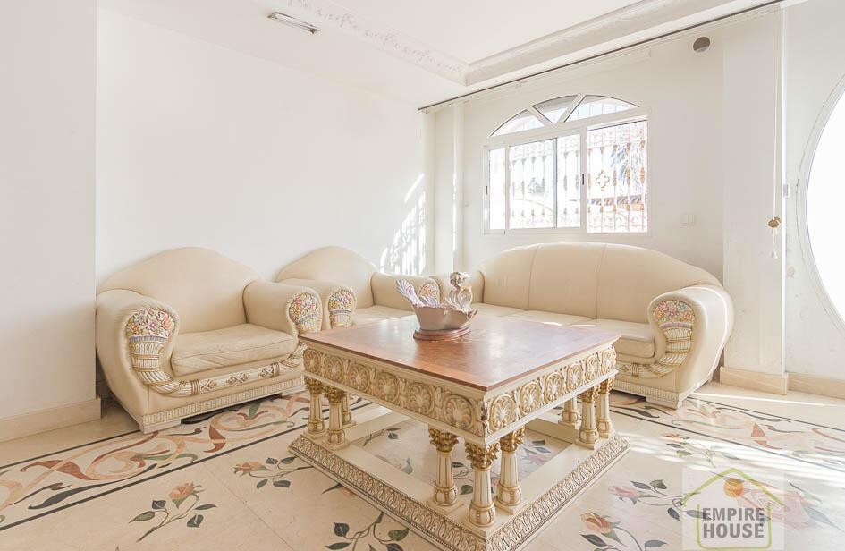 For sale of chalet in Valencia