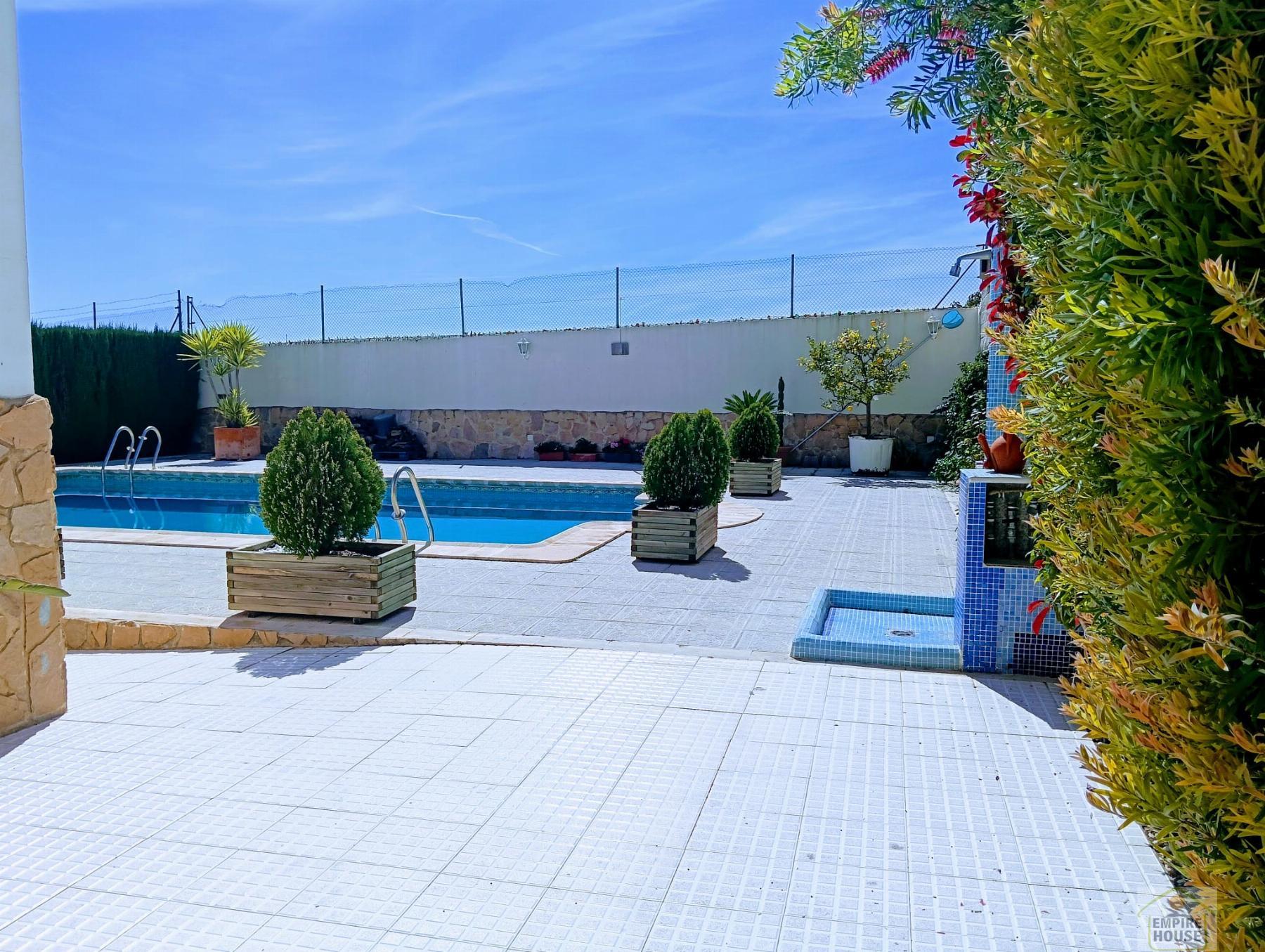 For sale of chalet in Benifaió