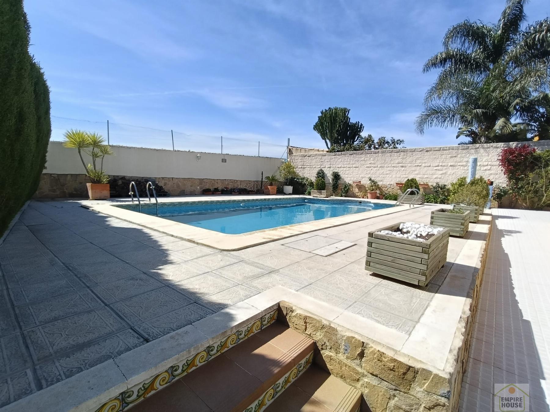 For sale of chalet in Benifaió