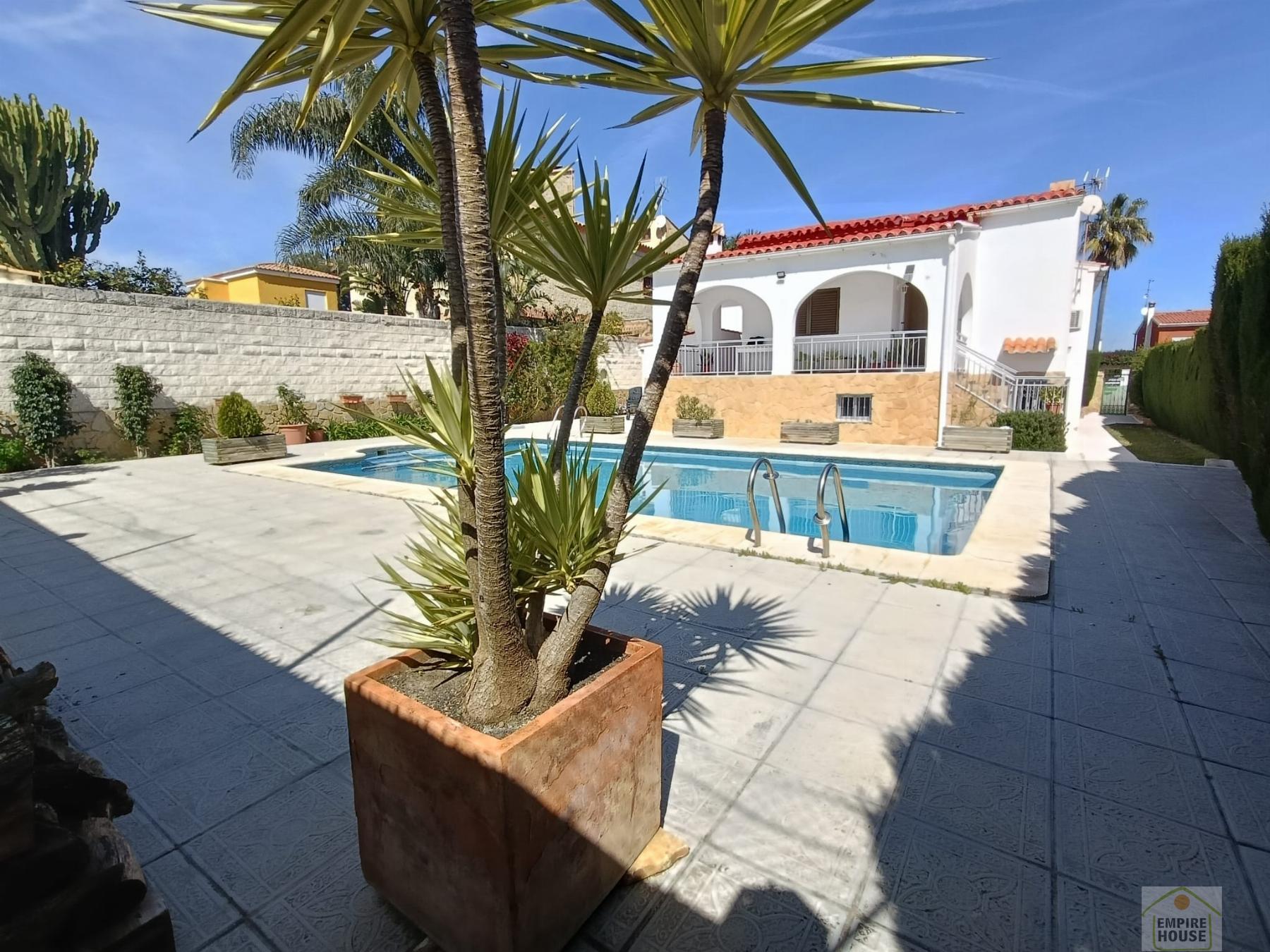 For sale of chalet in Benifaió