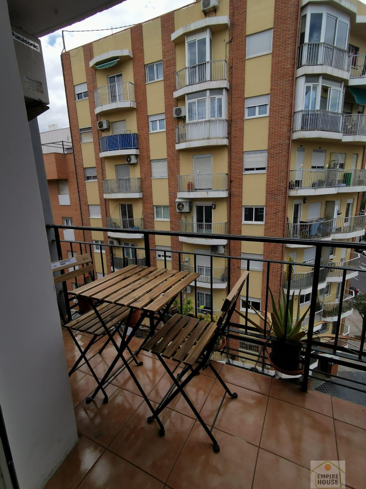 For rent of flat in Valencia