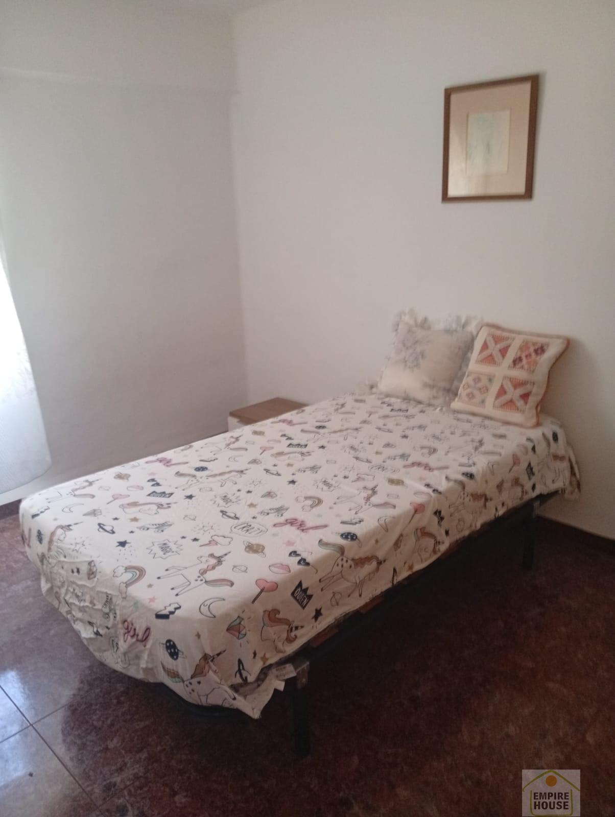For rent of flat in Canet d En Berenguer