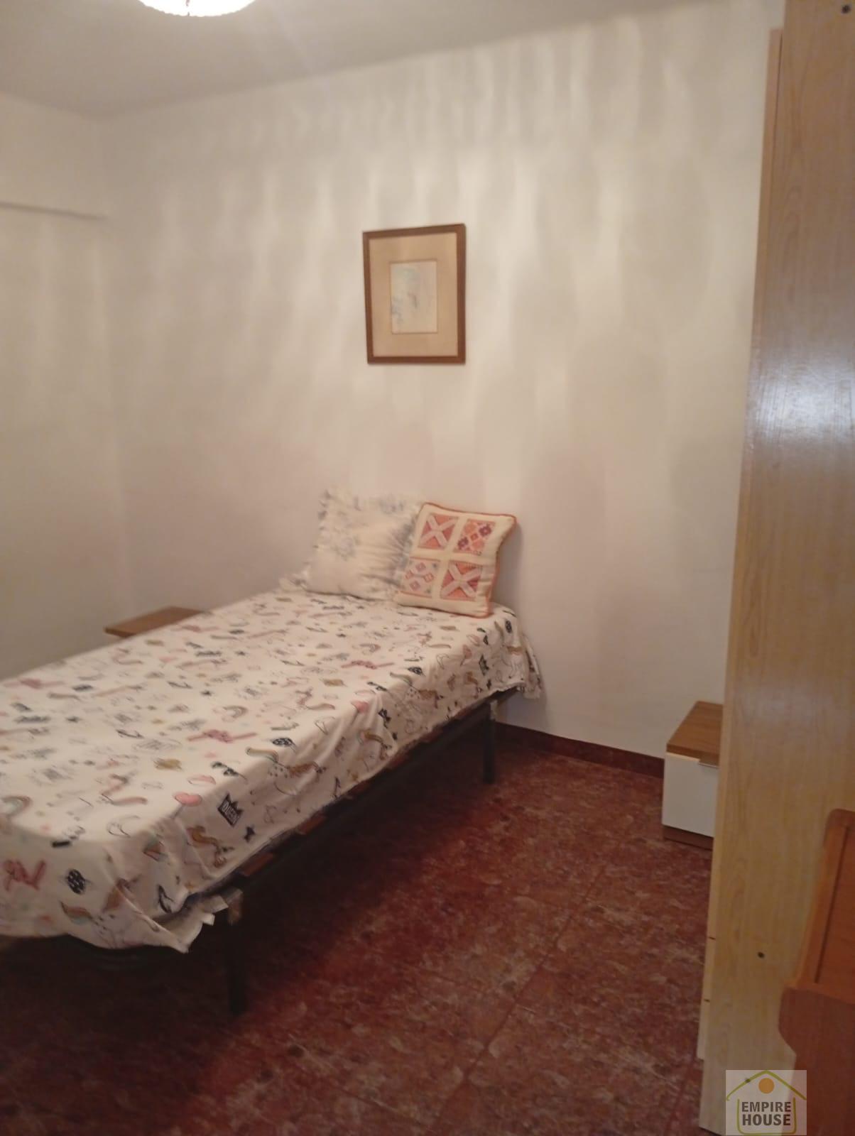 For rent of flat in Canet d En Berenguer