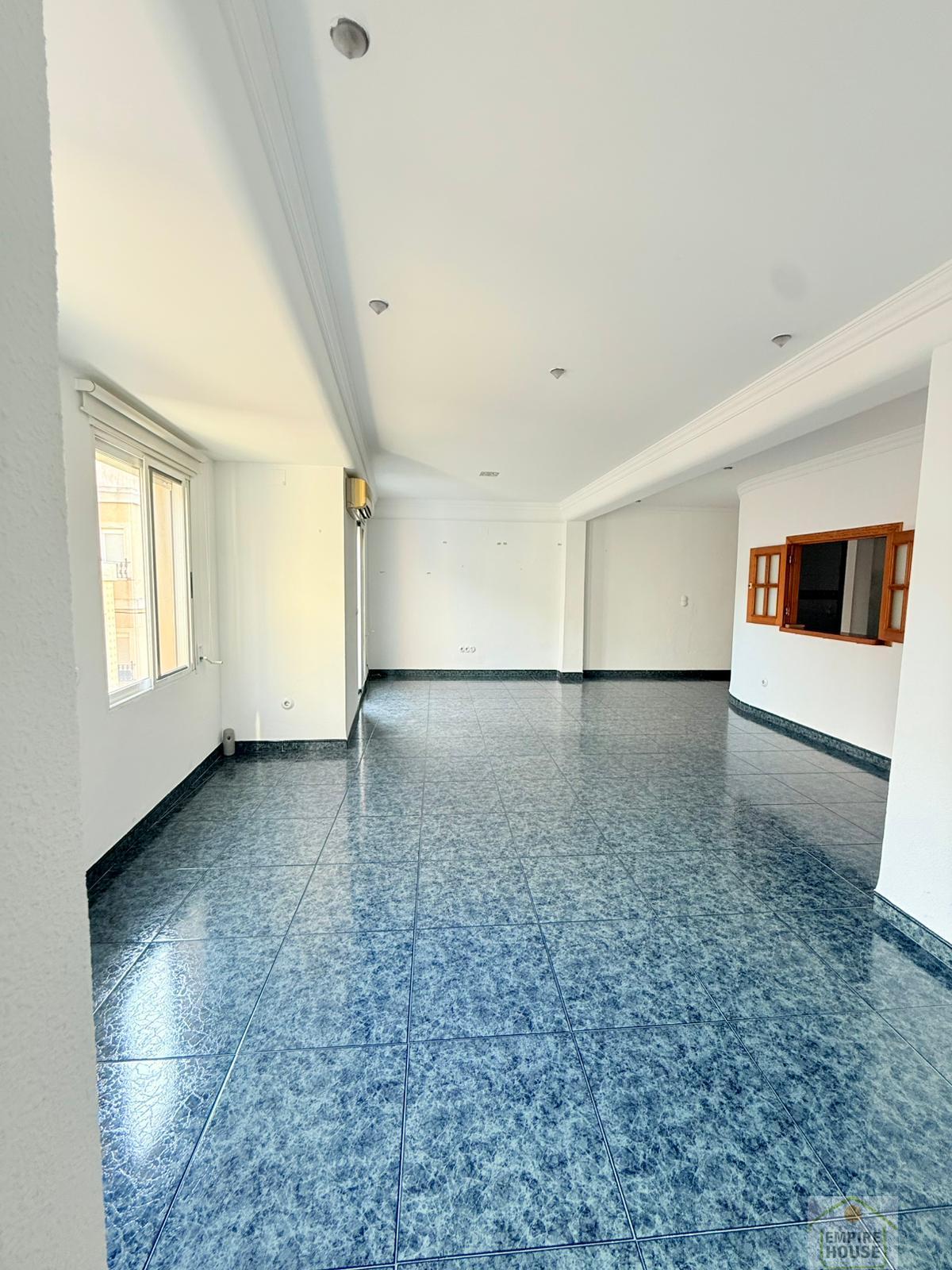 For rent of flat in Alginet