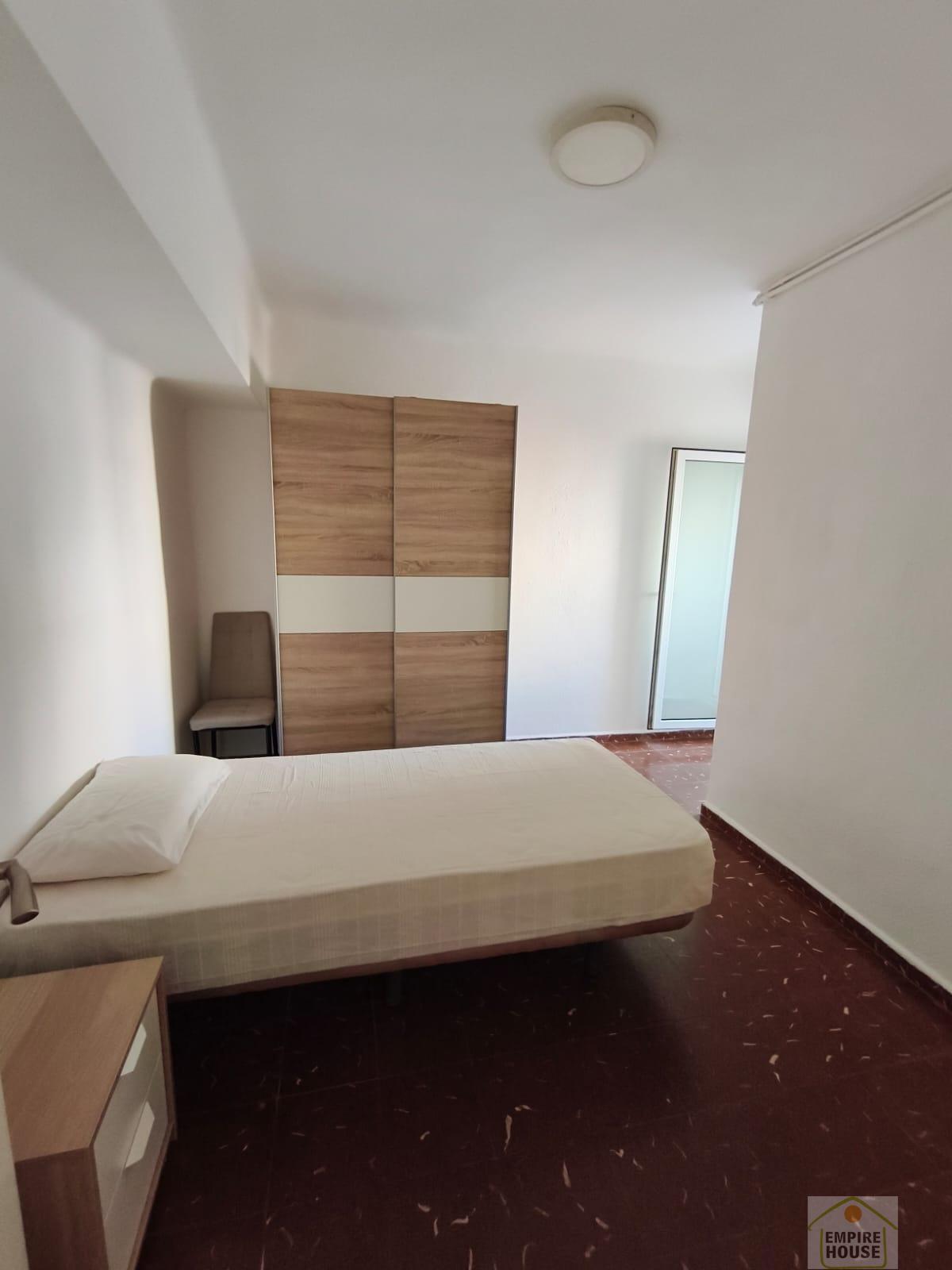 For rent of flat in Valencia