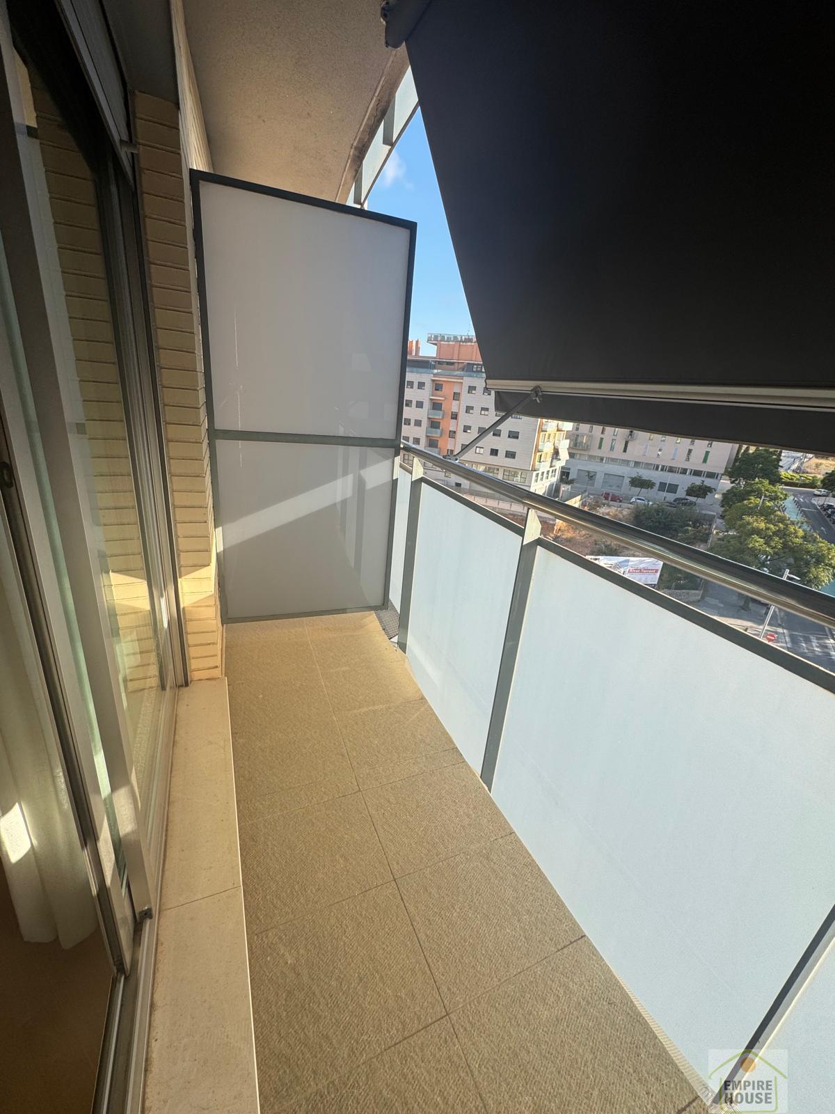 For sale of flat in Torrent