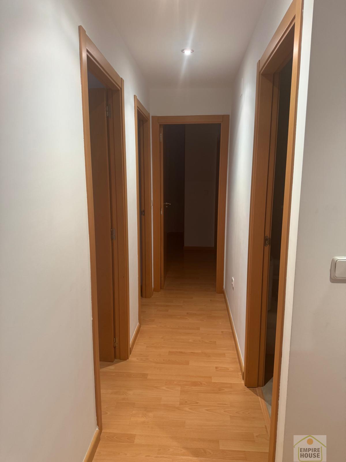 For sale of flat in Torrent