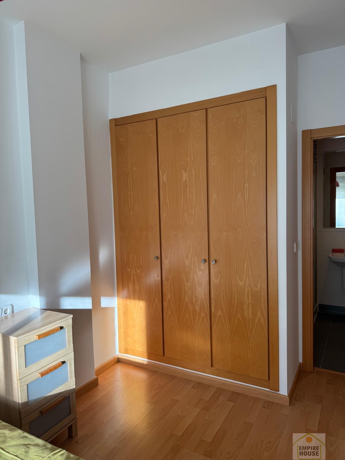 For sale of flat in Torrent